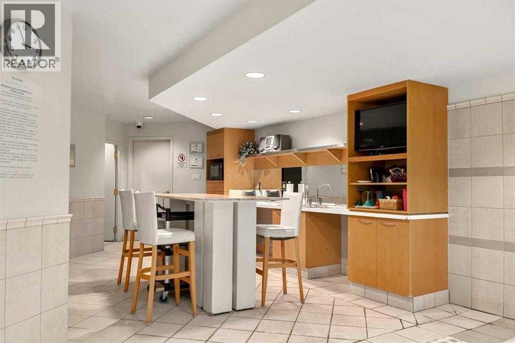 2030, 720 13 Avenue SW — photo 23