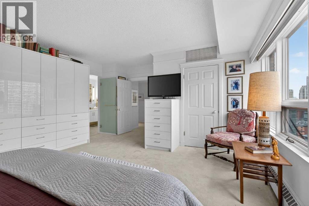 2030, 720 13 Avenue SW — photo 15