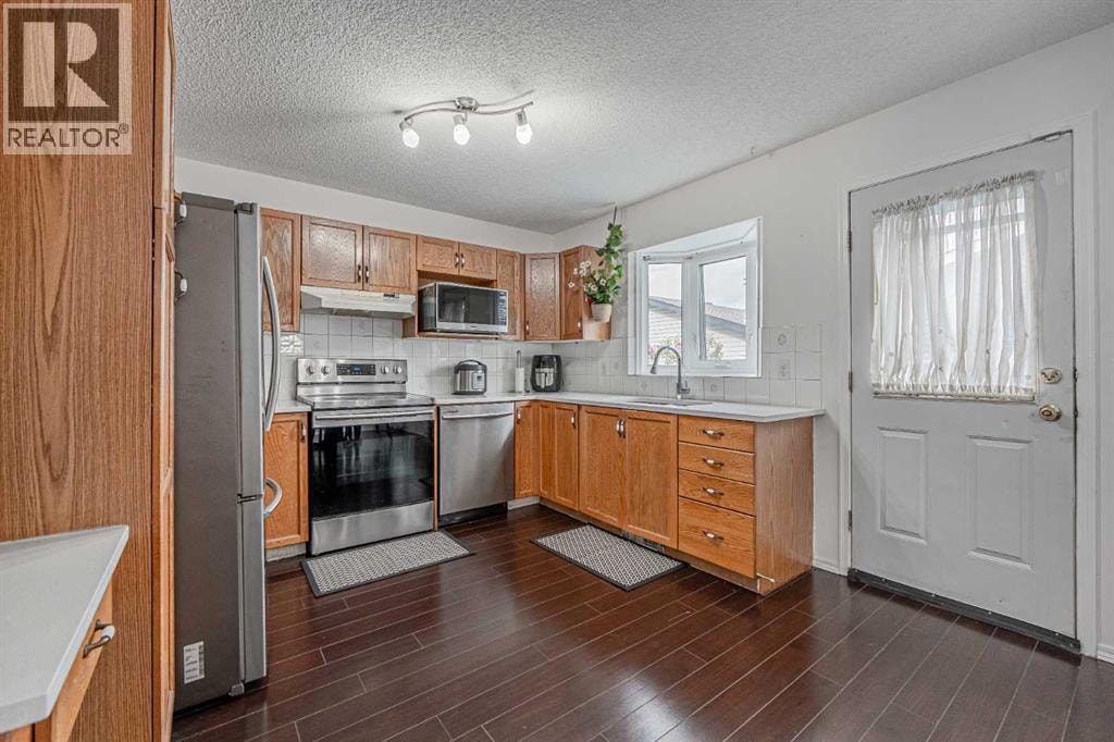 66 Martin Crossing Close NE — photo 11