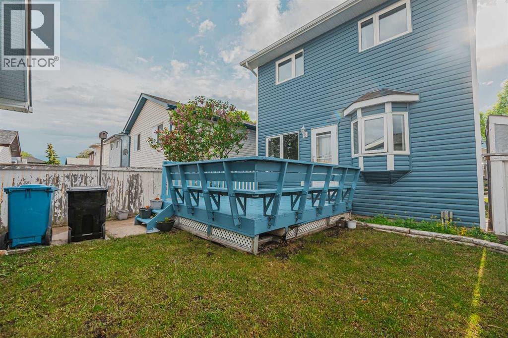 66 Martin Crossing Close NE — photo 32