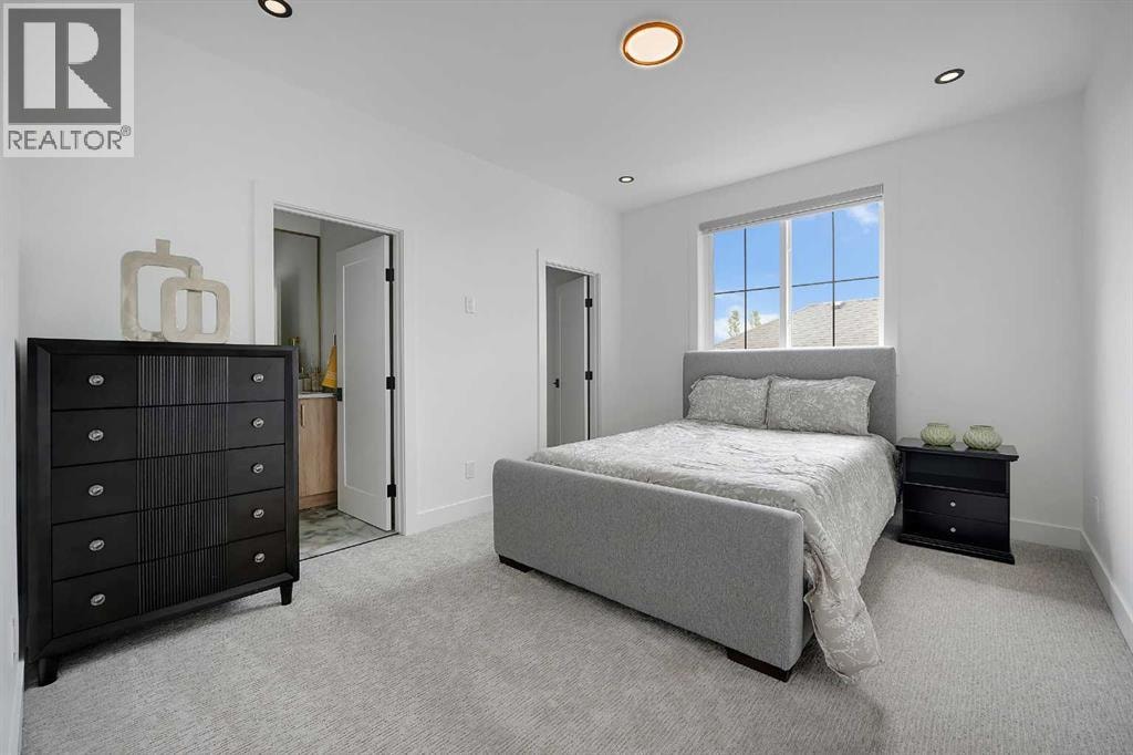 230 Royal Birch View NW — photo 37