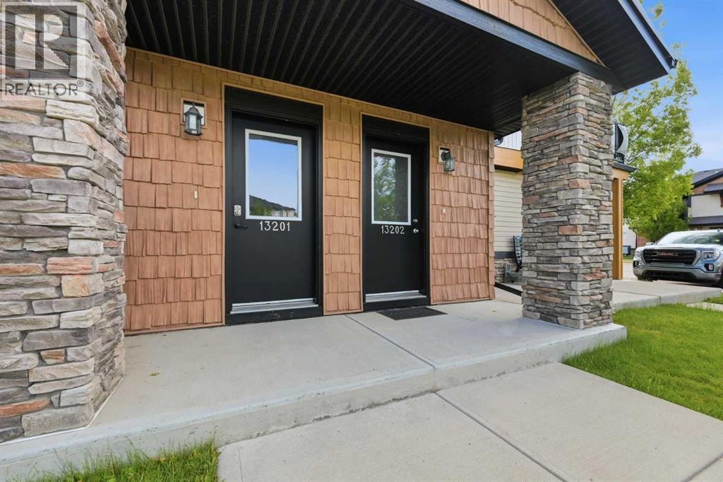13201, 2781 Chinook Winds Drive SW — photo 17