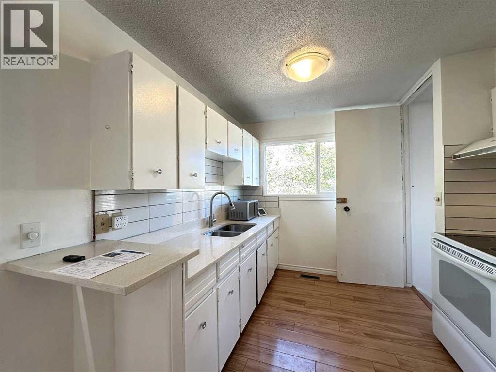 121 Huntford Close NE — photo 15