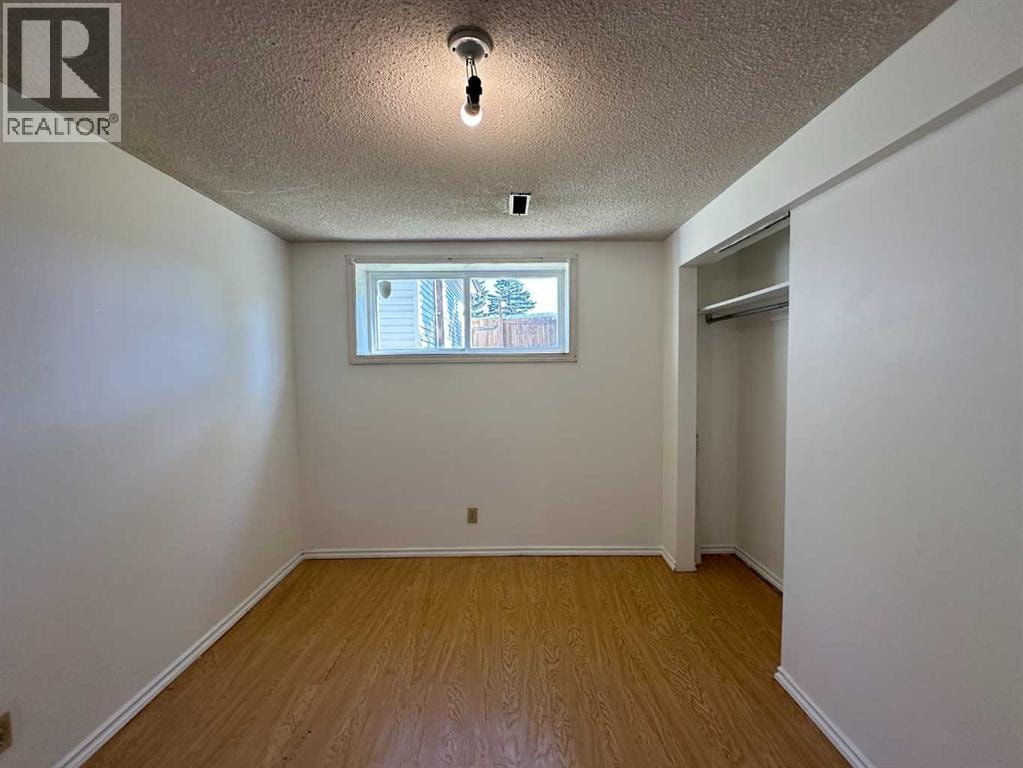 121 Huntford Close NE — photo 27