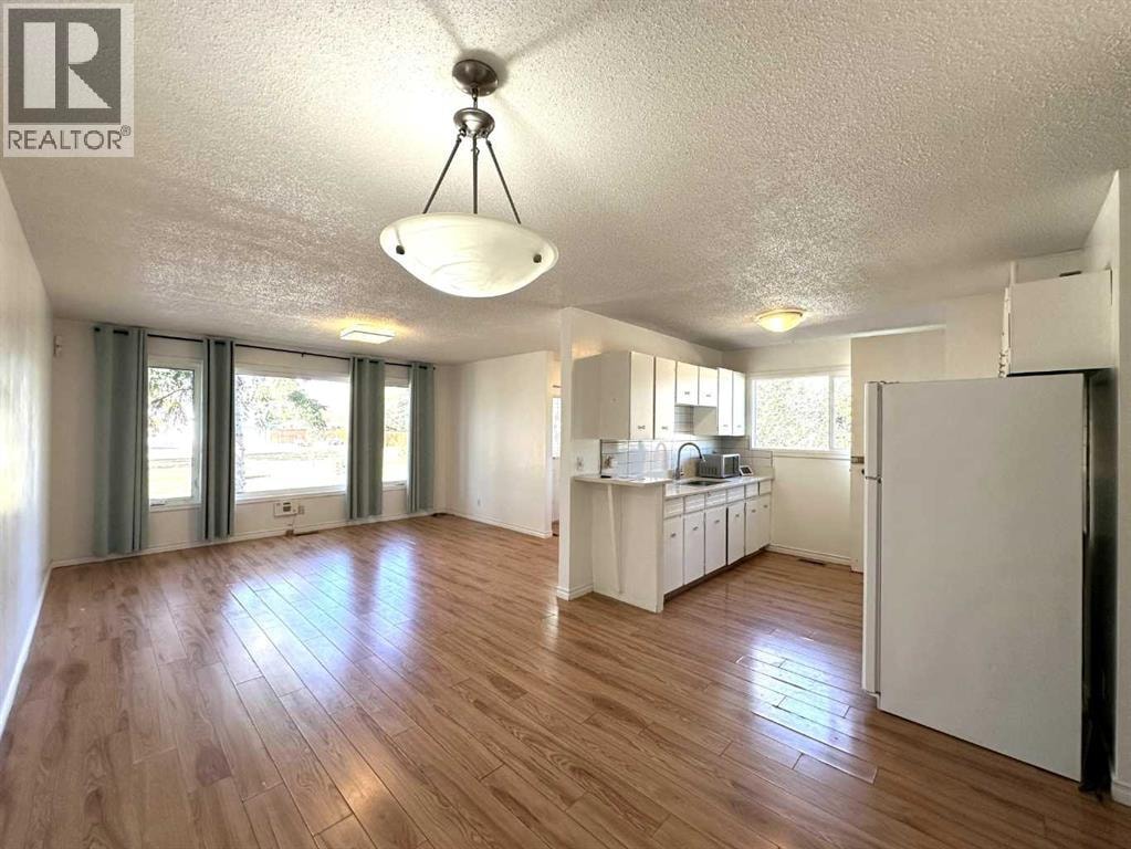 121 Huntford Close NE — photo 10