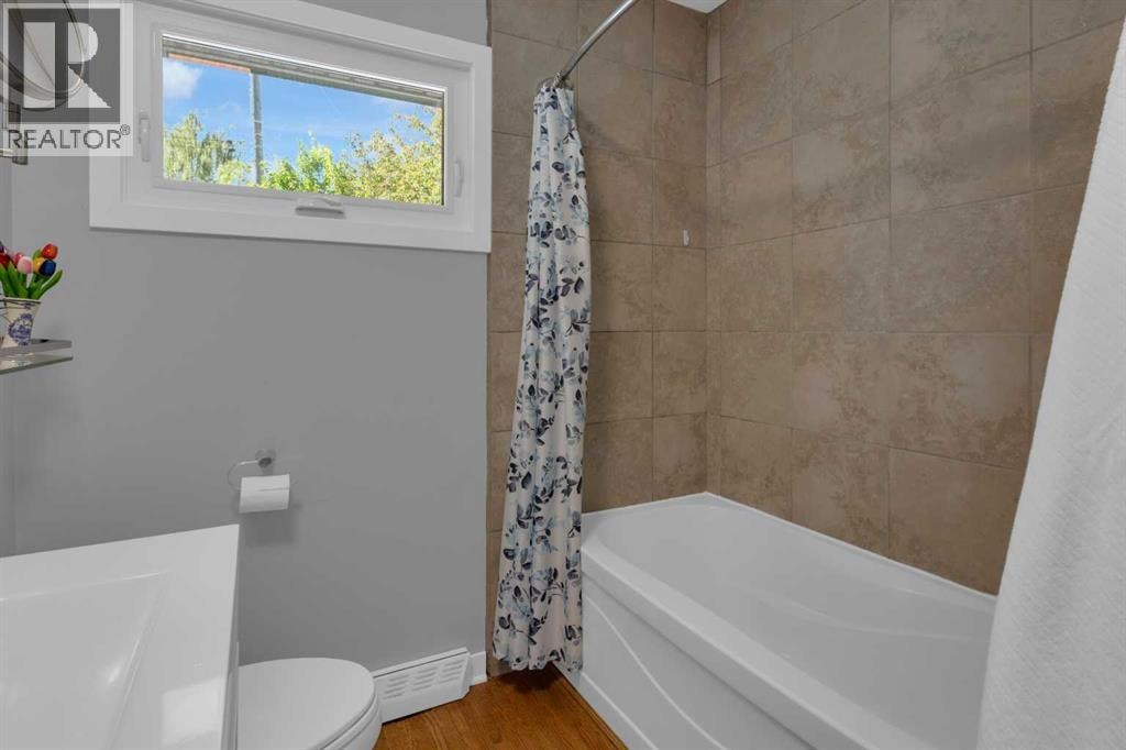 157 Wildwood Drive SW — photo 18