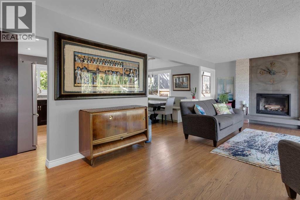157 Wildwood Drive SW — photo 4