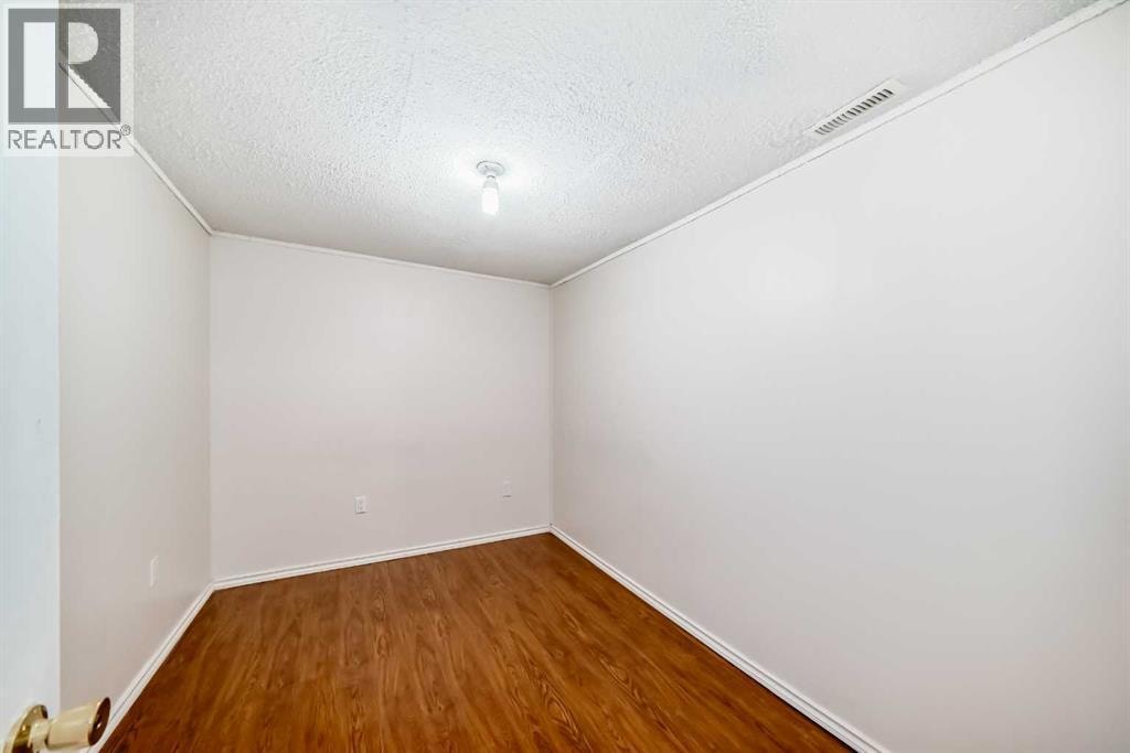 13, 4531 7 Avenue SE — photo 29