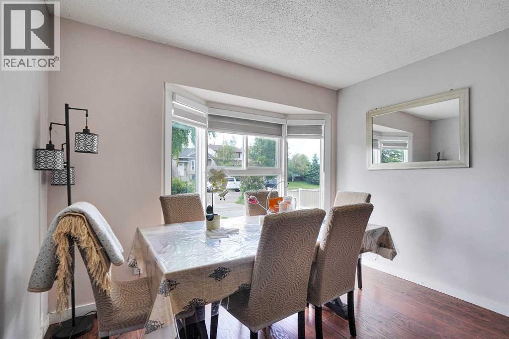 6515 Martingrove Drive NE — photo 10