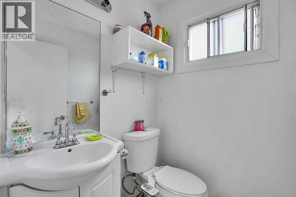 6515 Martingrove Drive NE — photo 18