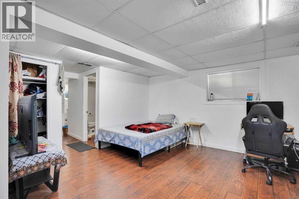 6515 Martingrove Drive NE — photo 32