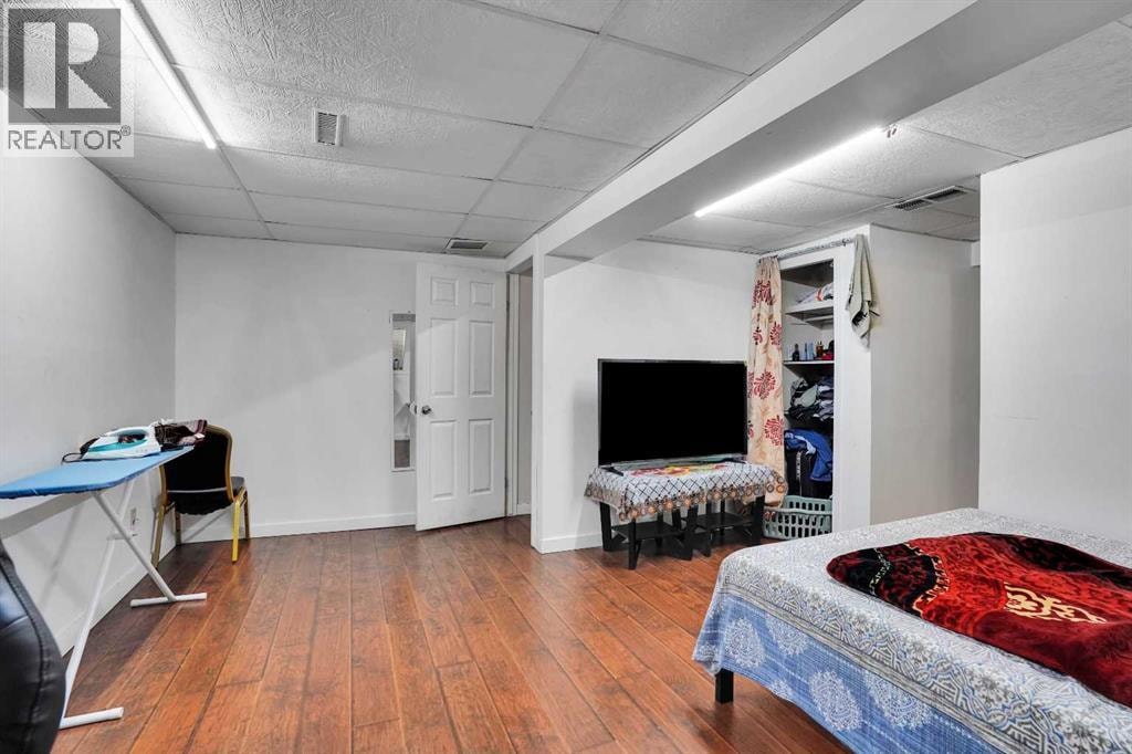 6515 Martingrove Drive NE — photo 33