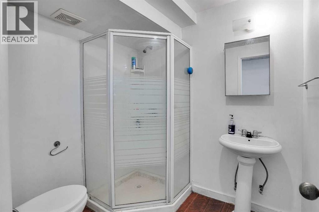 6515 Martingrove Drive NE — photo 36