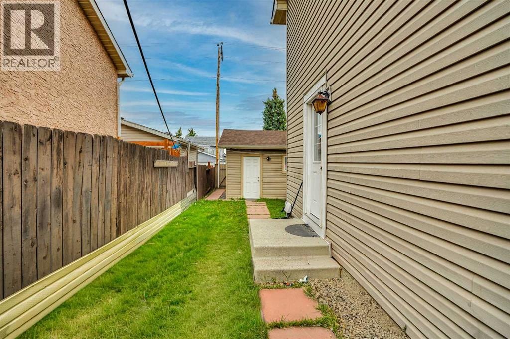 6515 Martingrove Drive NE — photo 43