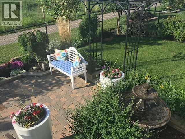 92 Sherwood Rise NW — photo 37