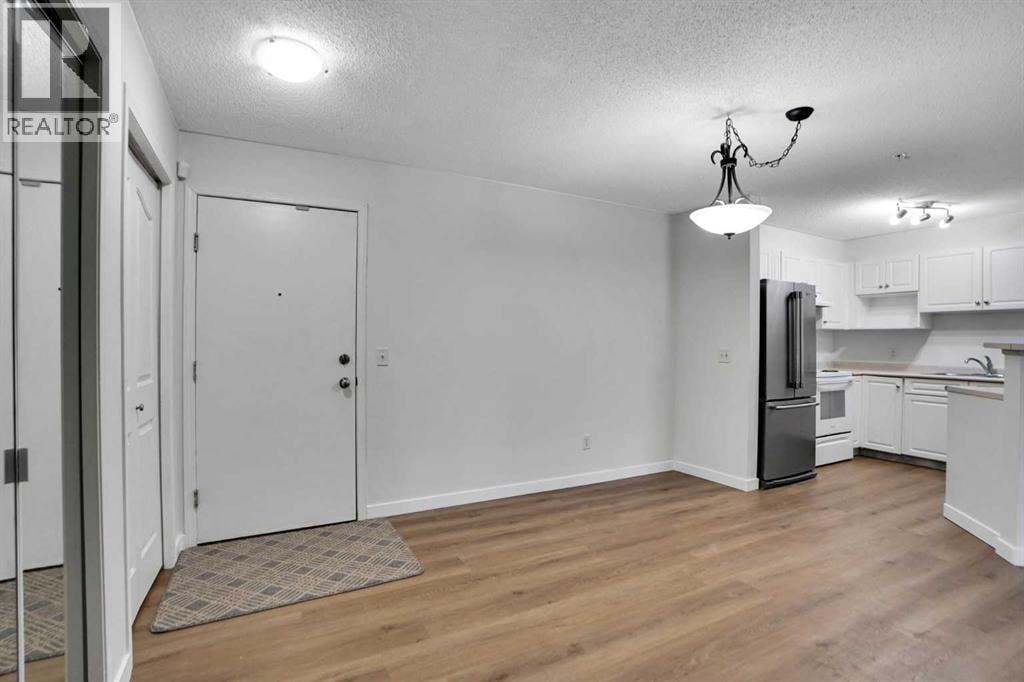 107, 5500 Somervale Court SW — photo 5