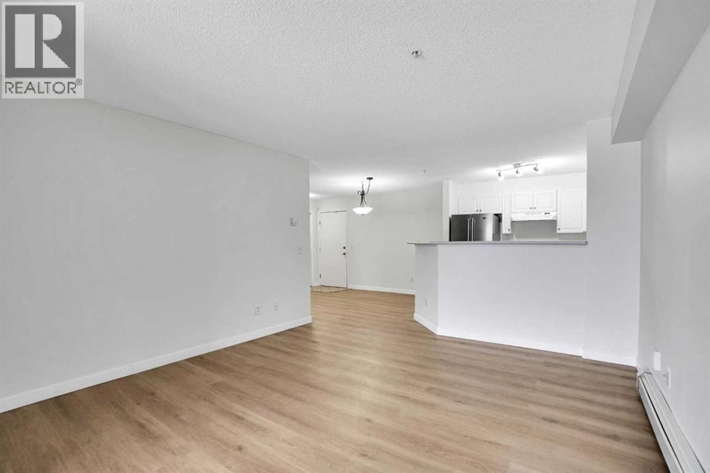 107, 5500 Somervale Court SW — photo 3