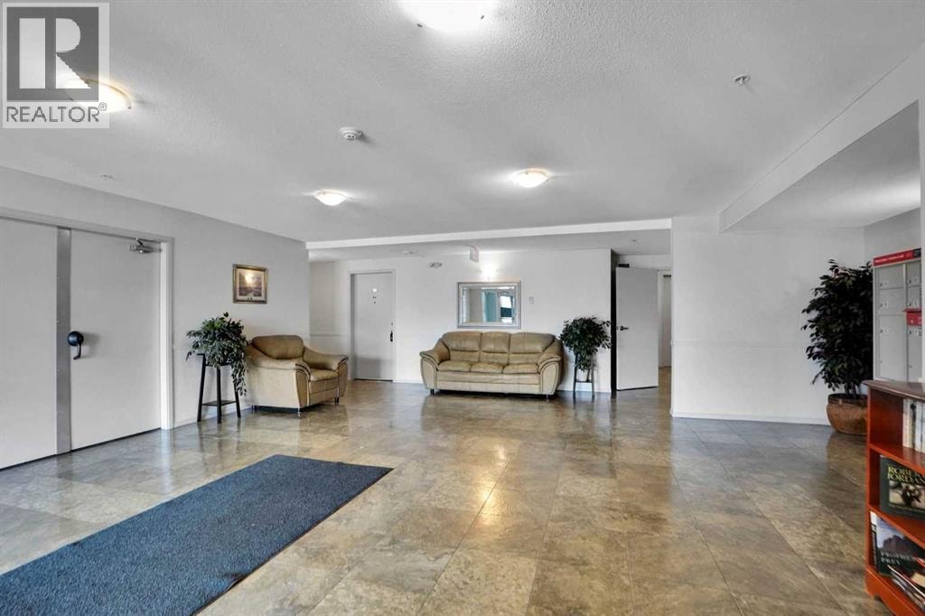 107, 5500 Somervale Court SW — photo 27