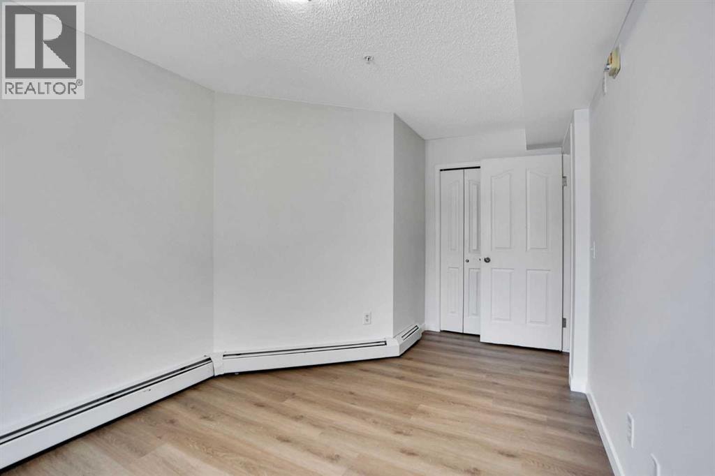 107, 5500 Somervale Court SW — photo 20