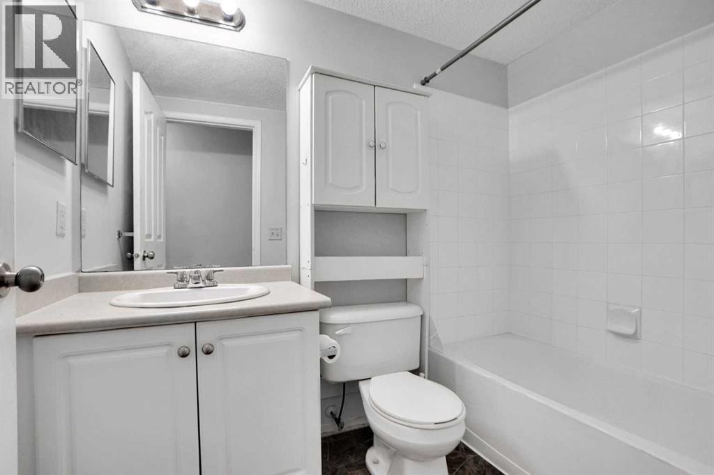 107, 5500 Somervale Court SW — photo 17