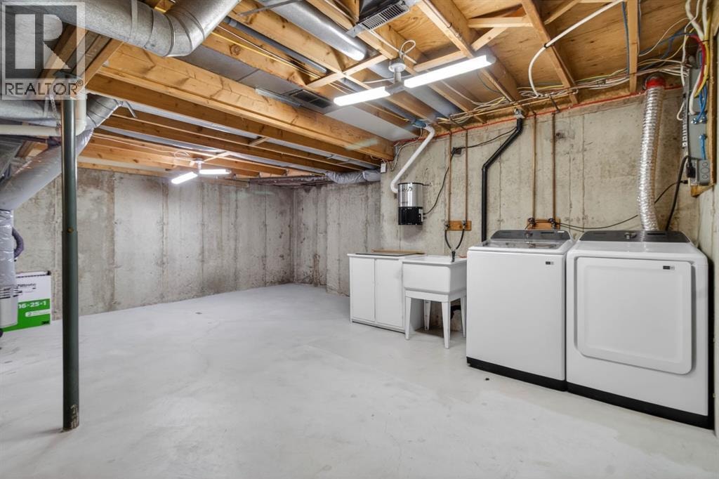 360 Point Mckay Gardens NW — photo 39