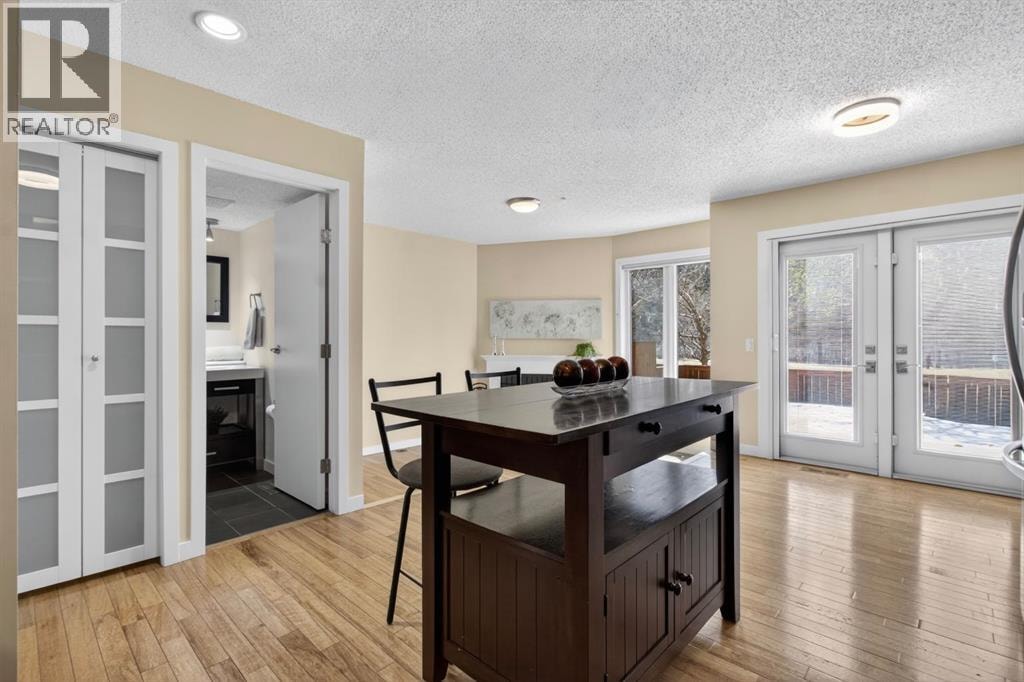 360 Point Mckay Gardens NW — photo 23