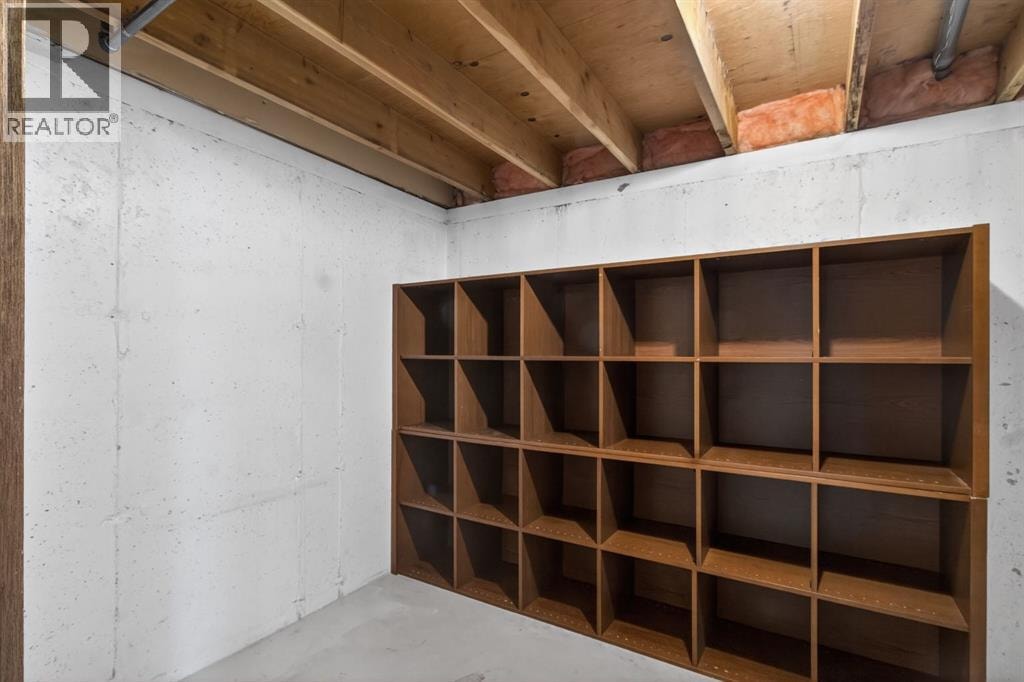 360 Point Mckay Gardens NW — photo 37