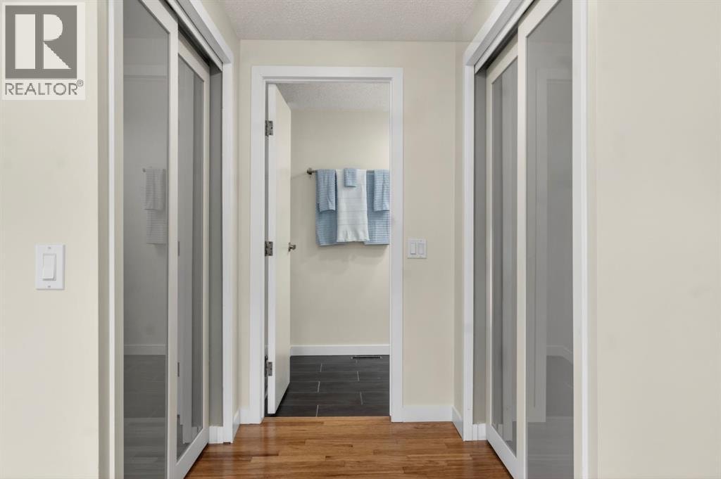 360 Point Mckay Gardens NW — photo 31