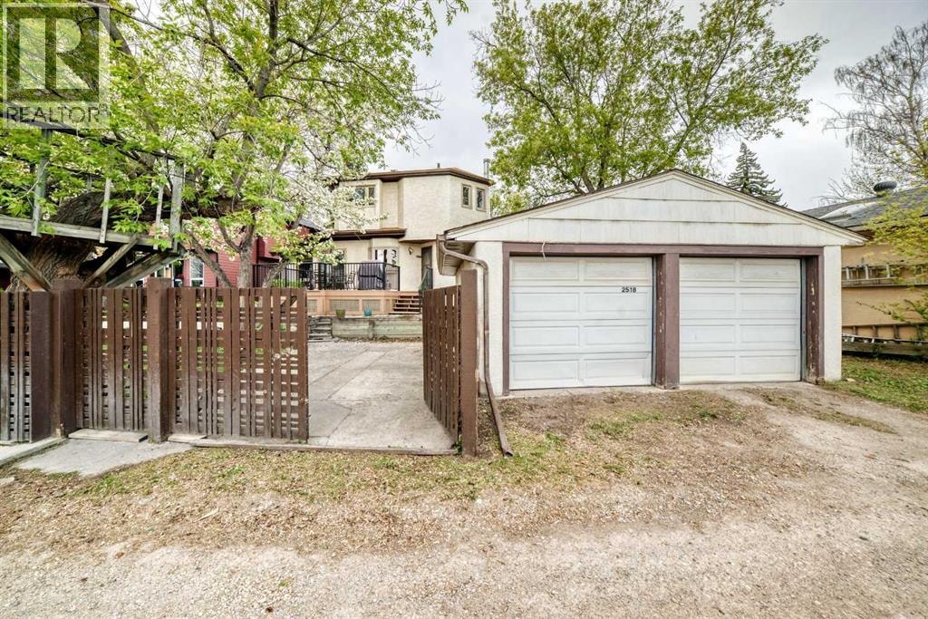2518 21 Street SW — photo 50