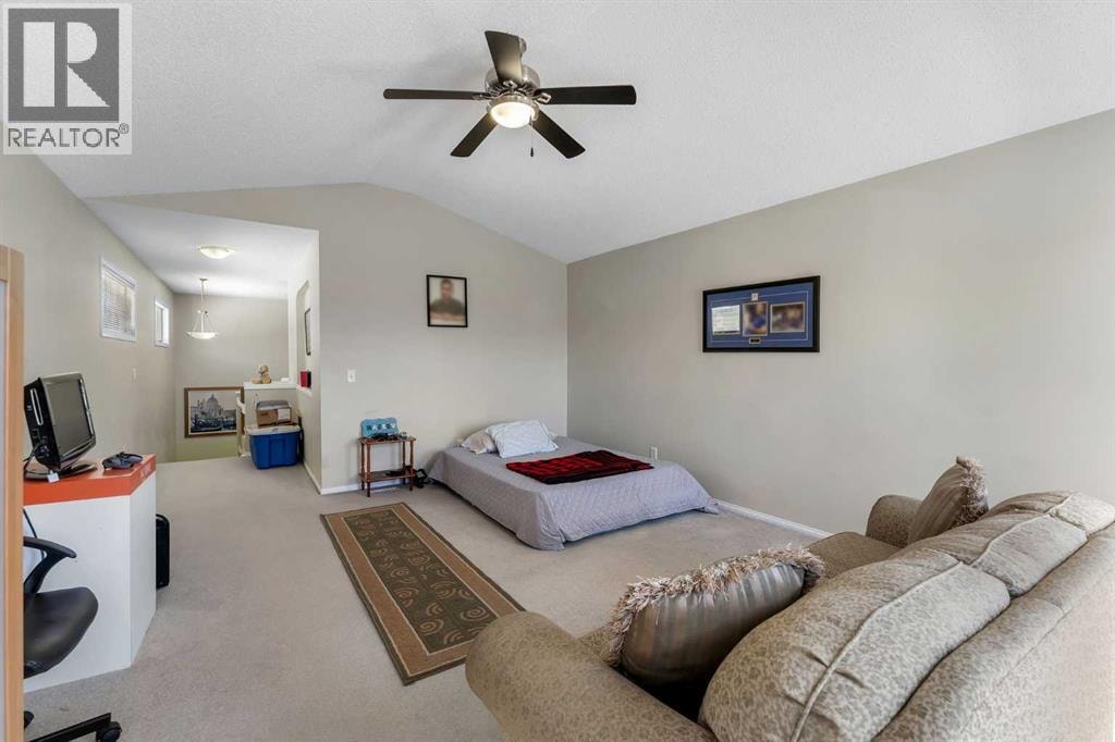 149 Saddlecrest Green NE — photo 31