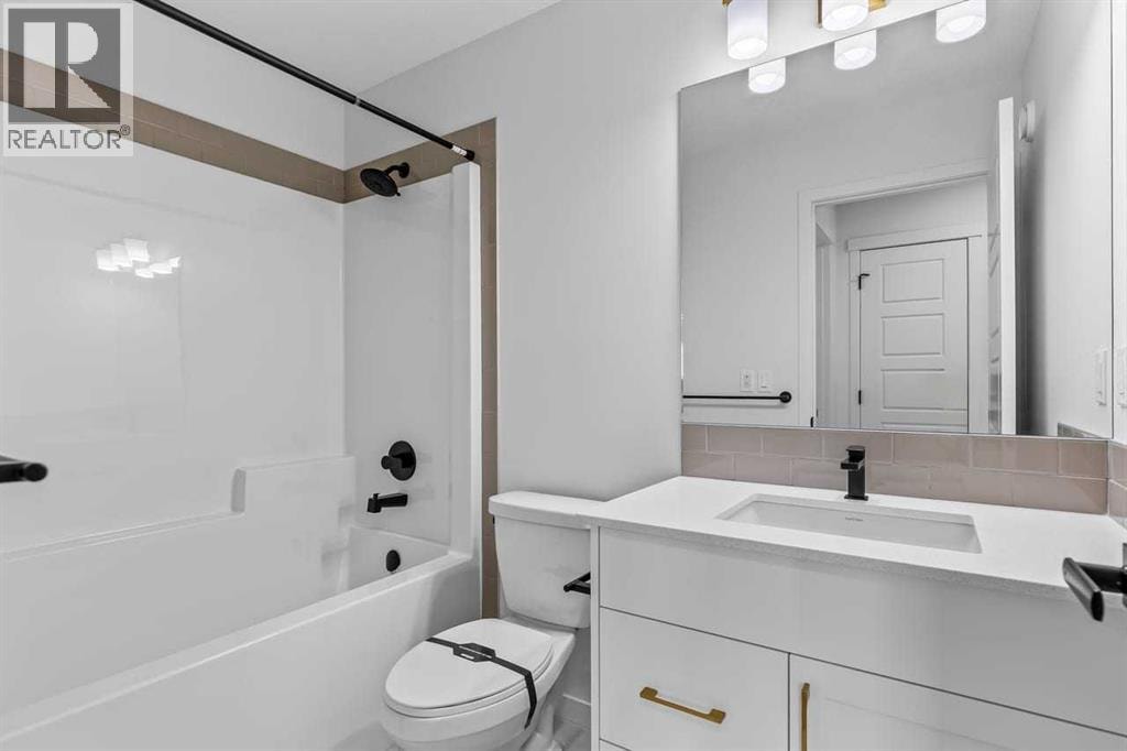 131 Corner Glen Grove NE — photo 35