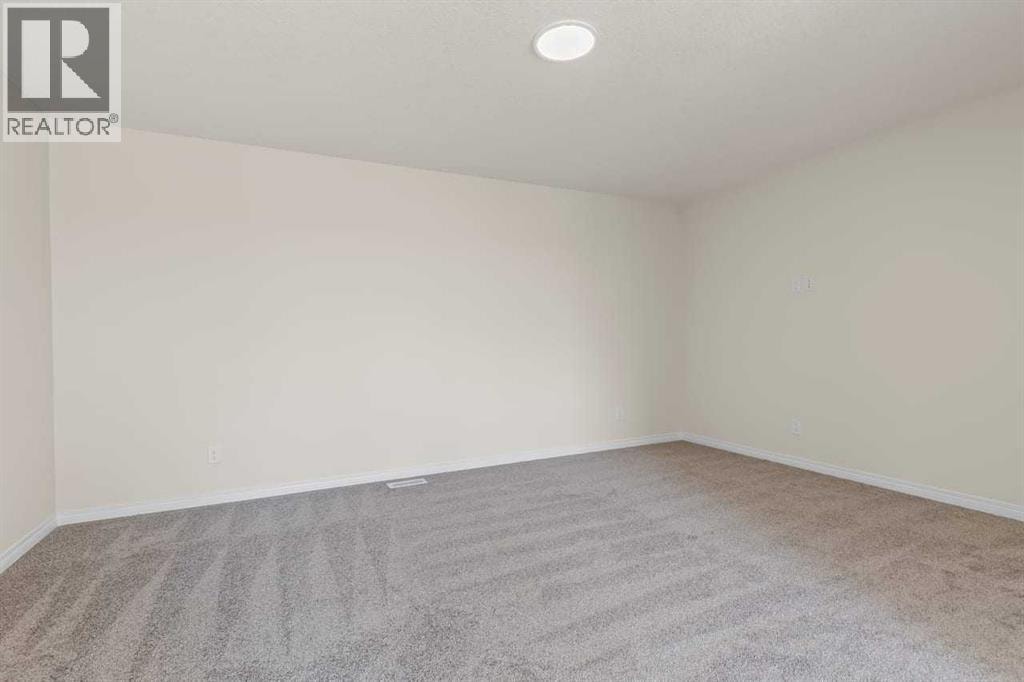 127 Corner Glen Grove NE — photo 24