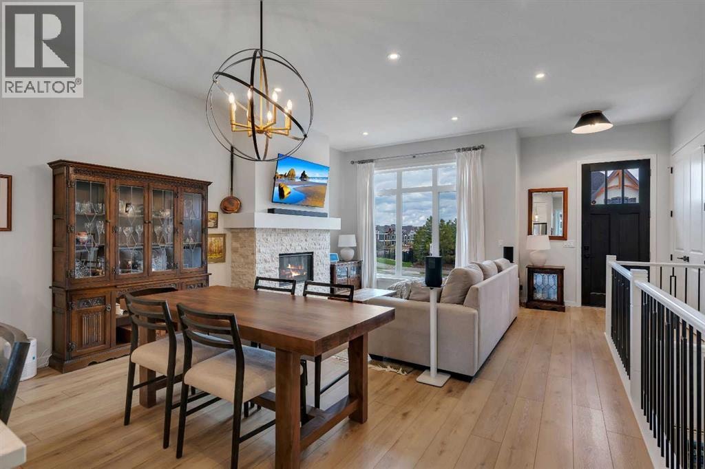 541 Marine Drive SE — photo 8