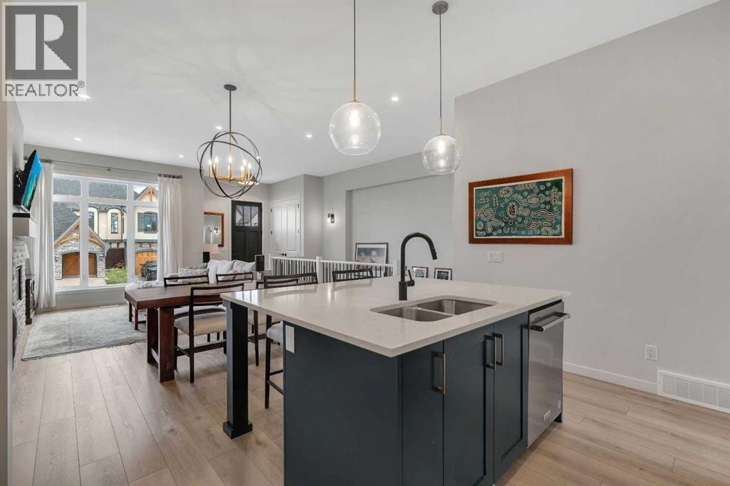 541 Marine Drive SE — photo 13