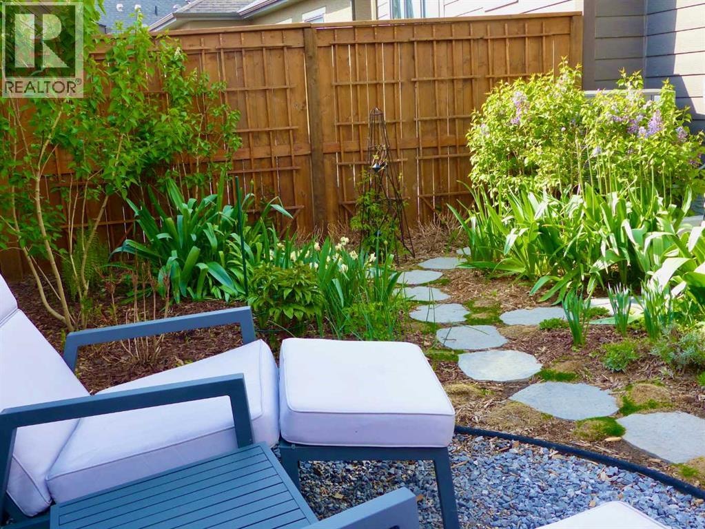 541 Marine Drive SE — photo 43