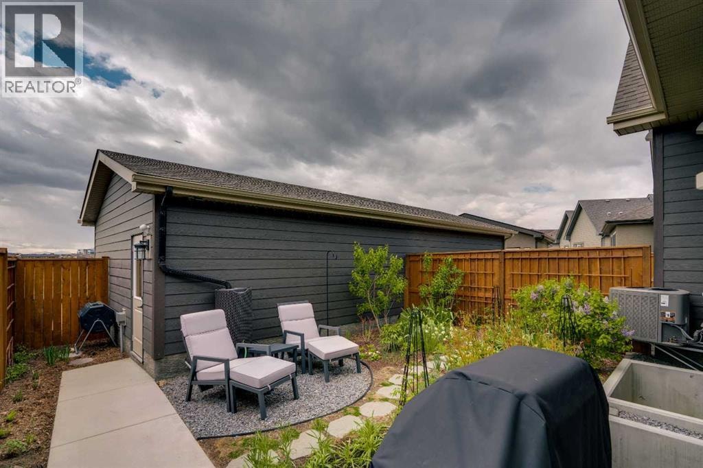 541 Marine Drive SE — photo 38
