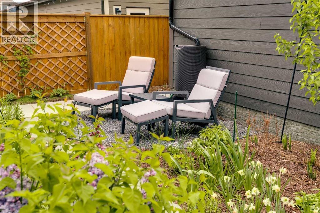 541 Marine Drive SE — photo 41