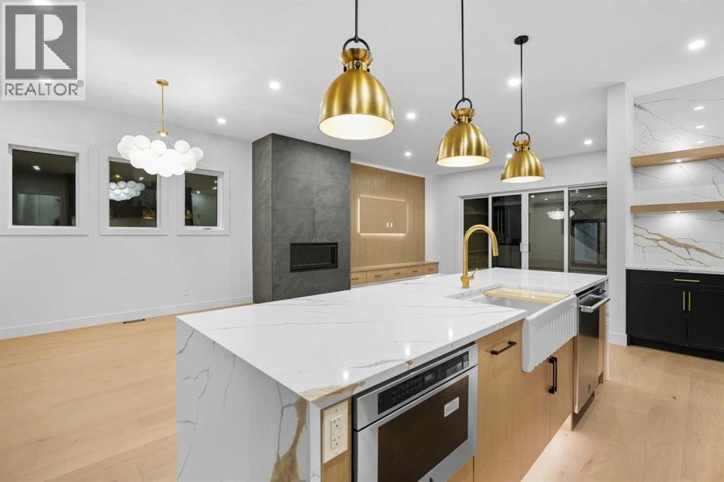 630 27 Avenue NE — photo 17