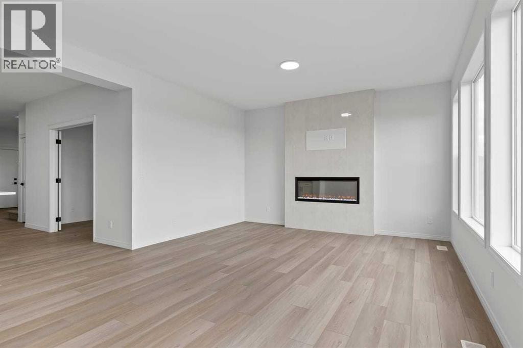 138 Corner Glen Square NE — photo 15