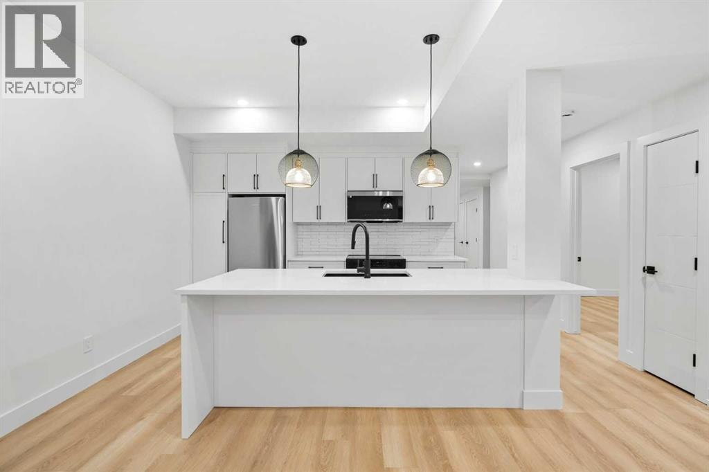 630 27 Avenue NE — photo 29