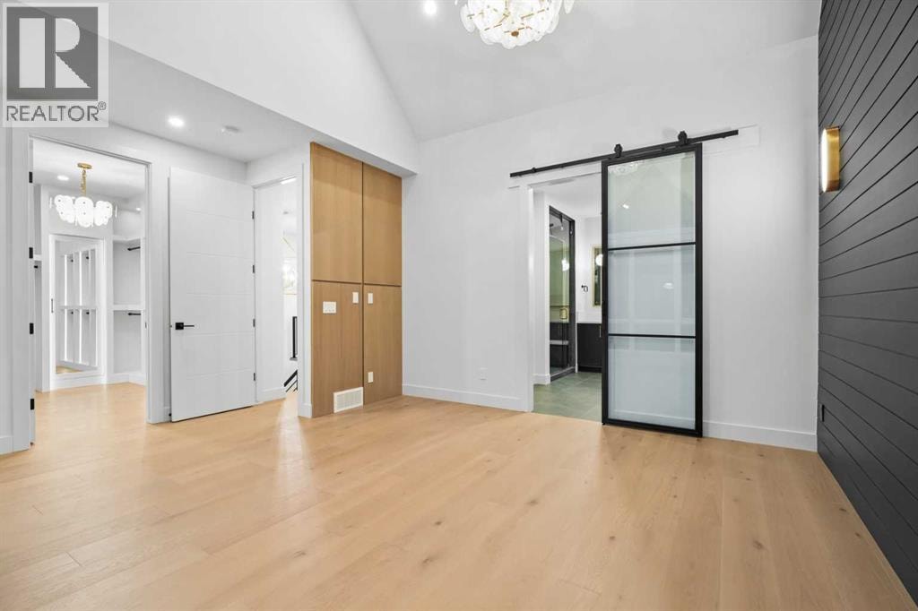 630 27 Avenue NE — photo 22