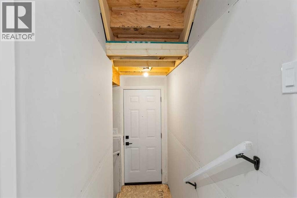 138 Corner Glen Square NE — photo 42