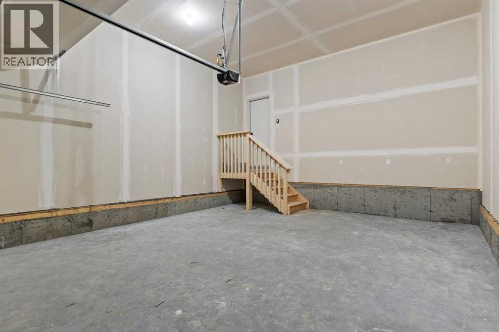 138 Corner Glen Square NE — photo 47