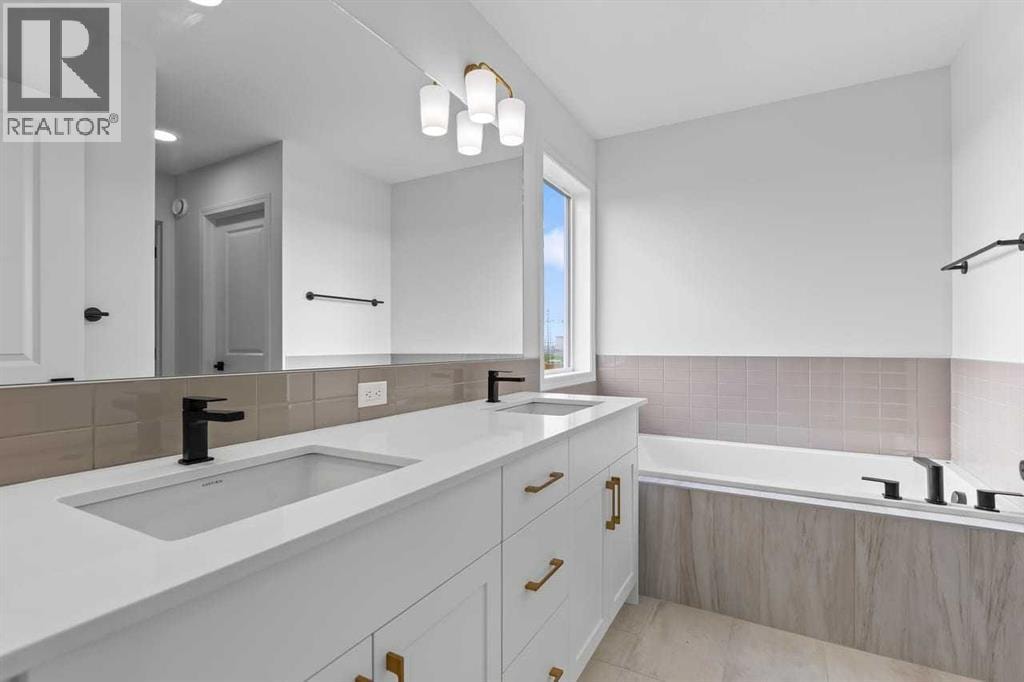 138 Corner Glen Square NE — photo 24