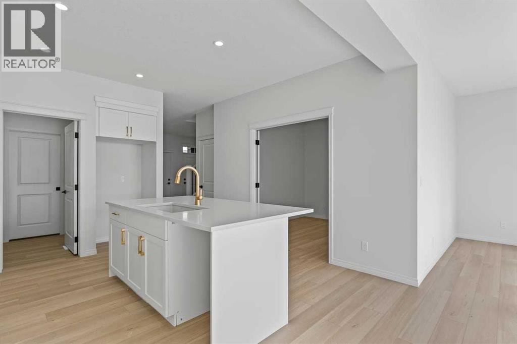 138 Corner Glen Square NE — photo 6
