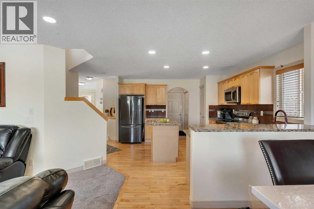133 Everwoods Close SW — photo 11