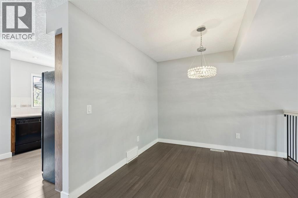 22 Glamis Gardens SW — photo 12