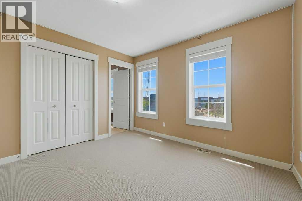 320 Rainbow Falls Drive — photo 18