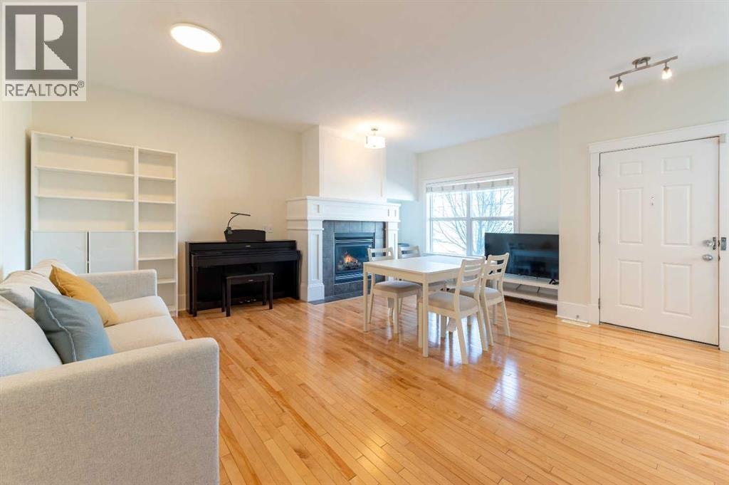 1024 Wentworth Rise SW — photo 5