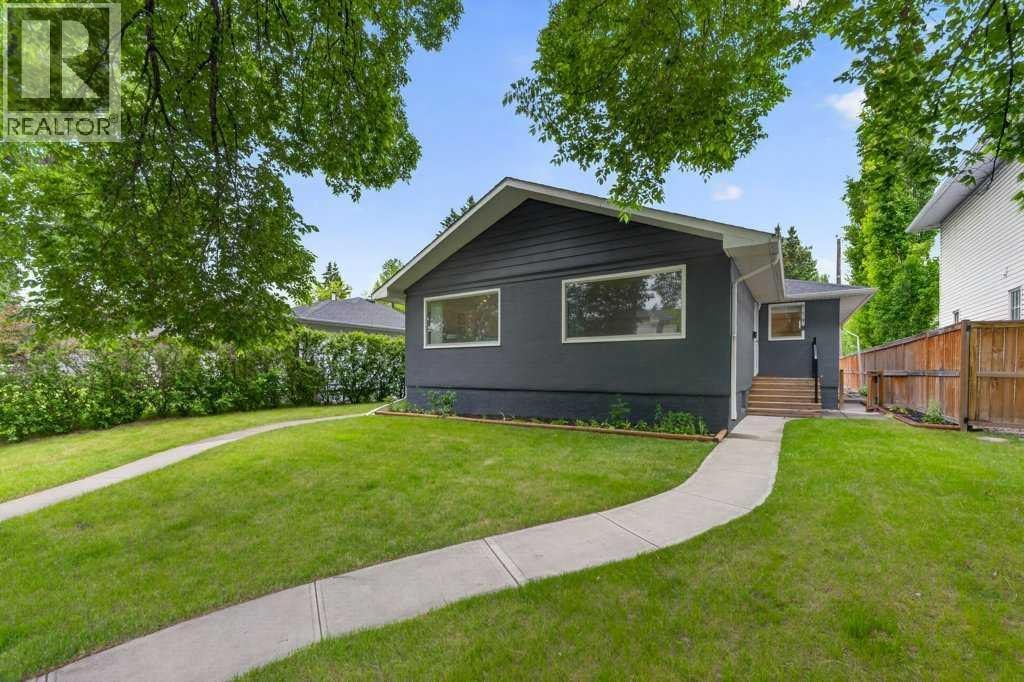 A,B, 319 37 Street SW — photo 1
